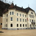 Здание Правительства Княжества Лихтенштейн